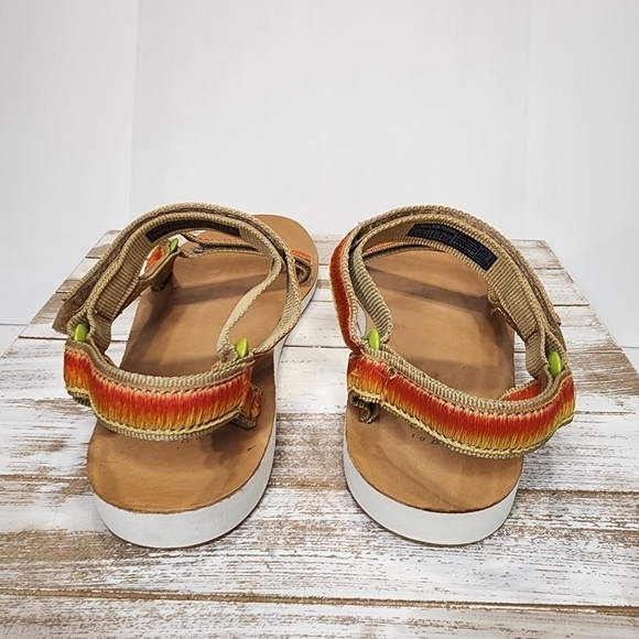 Women's sz 9 Teva Universal Ombre fire flame orange yellow activewear sandals - Picture 6 of 9